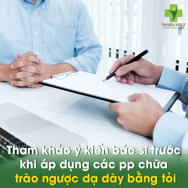 tham khảo ý kiến bác sĩ trước khi áp dụng các phương pháp chữa trào ngược dạ dày bằng tỏi.